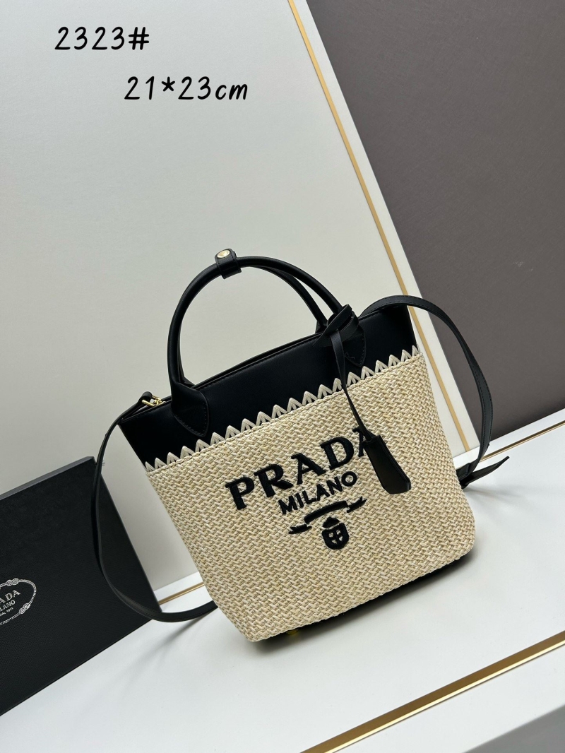Pra*a shopping bags